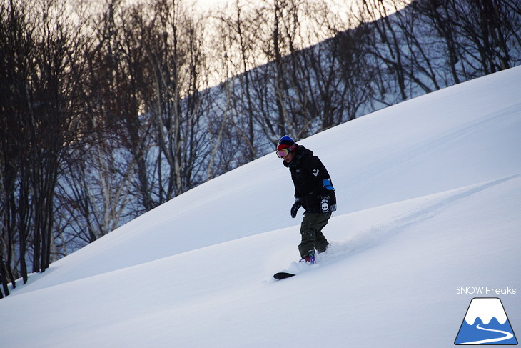 朝里川温泉スキー場 変化に富んだゲレンデでお手軽パウダースノーを満喫♪